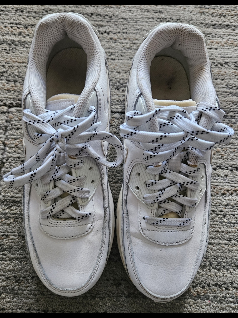 Nike White and Black Label Detail Sneaker Tag